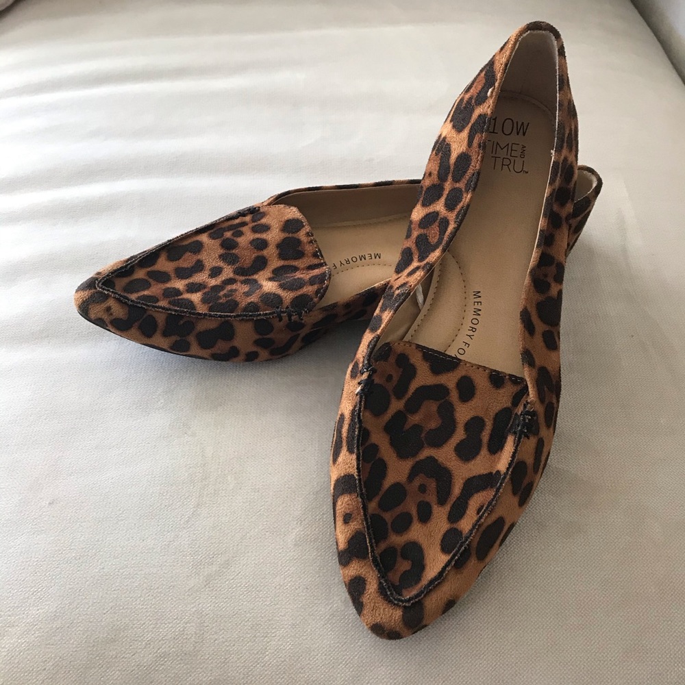 Time and Tru Leopard flats!